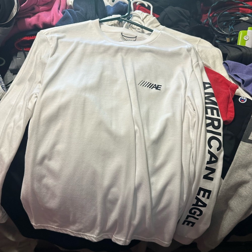 American eagle long sleeve shirt small